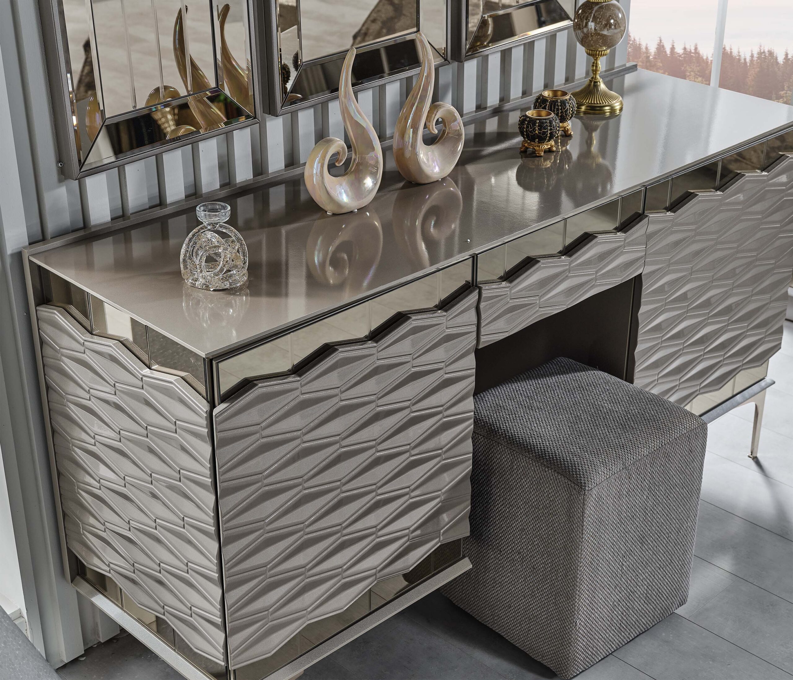 Gokce Bedroom (Queen Frame With Headboard & Dresser With Mirror & Ottoman & 2 Nightstand) - Image 5