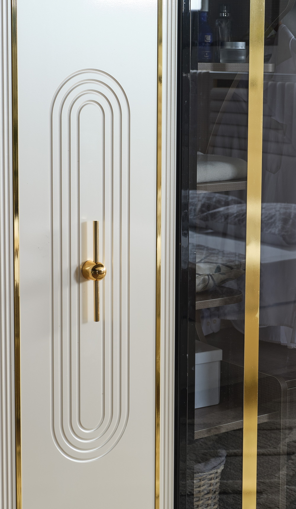 Marsel Bedroom (Queen Frame With Headboard & Dresser With Mirror & Ottoman & 2 Nightstand) - Image 11