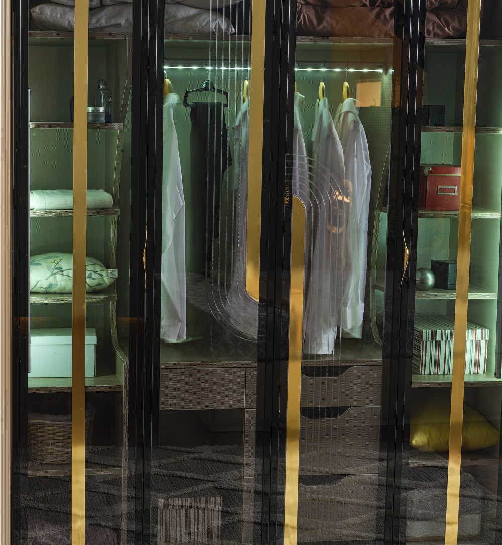 Marsel Bedroom (Queen Frame With Headboard & Dresser With Mirror & Ottoman & 2 Nightstand) - Image 10