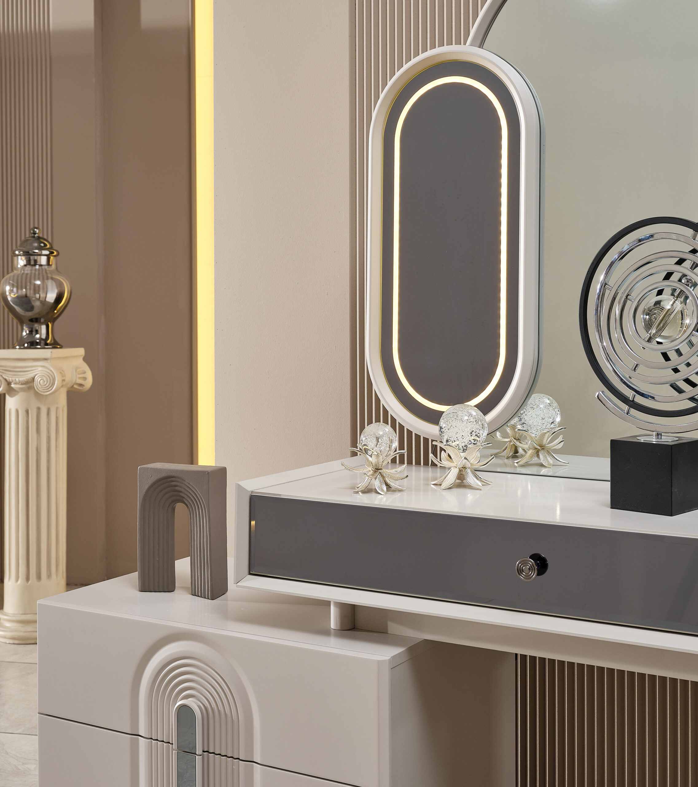 Parma Bedroom (Queen Frame With Headboard & Dresser With Mirror & 2 Nightstand) - Image 23