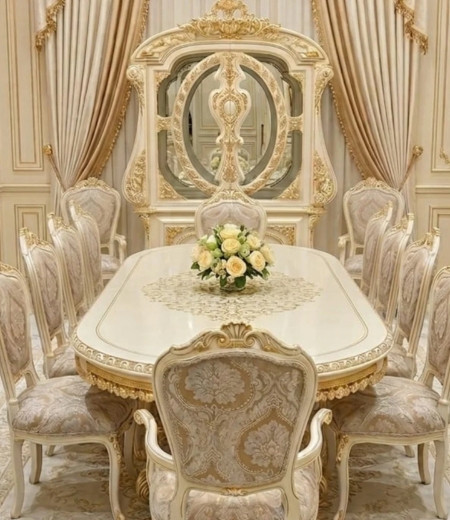 The Pearl & Gold Renaissance Dining Suite
