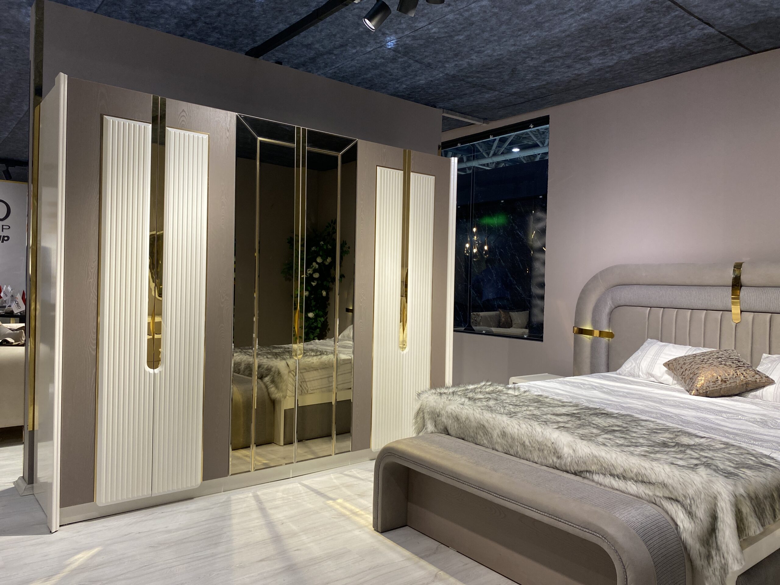 Zurich Bedroom (Queen Frame With Headboard & Dresser With Mirror & 2 Nightstand) - Image 2