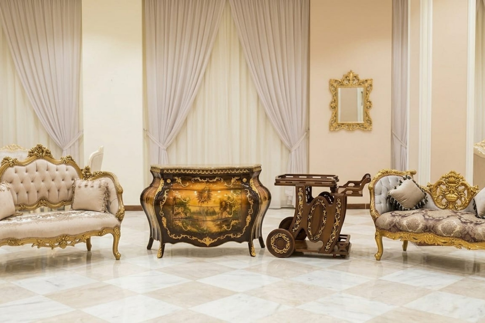 Luxury Royal Sofa Set & Table for Elegant Living Room